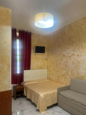 Termini Golden house